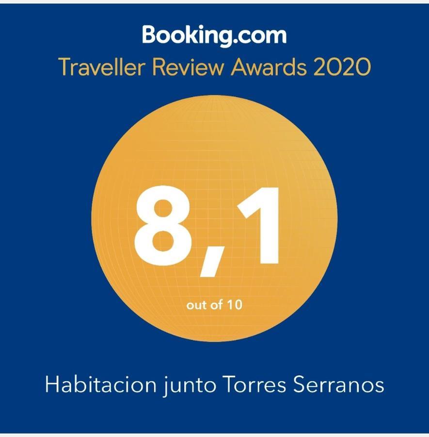 Habitacion Junto Torres Serranos Βαλένθια Εξωτερικό φωτογραφία
